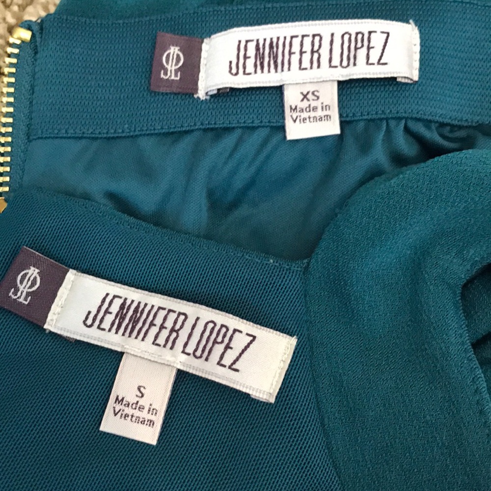 Jennifer Lopez 2-pc Skirt Set (Top-S/Skirt-XS) - Picture 4 of 4